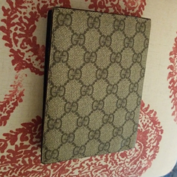 🔴🔴SOLD Authentic Gucci Wallet/Cardholder - Picture 8 of 8